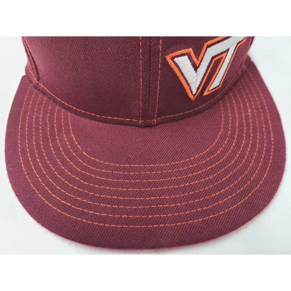Virginia Tech Hokies Nike True Dri-Fit Flex Fitted S-M Hat Cap Men NCAA Maroon‎